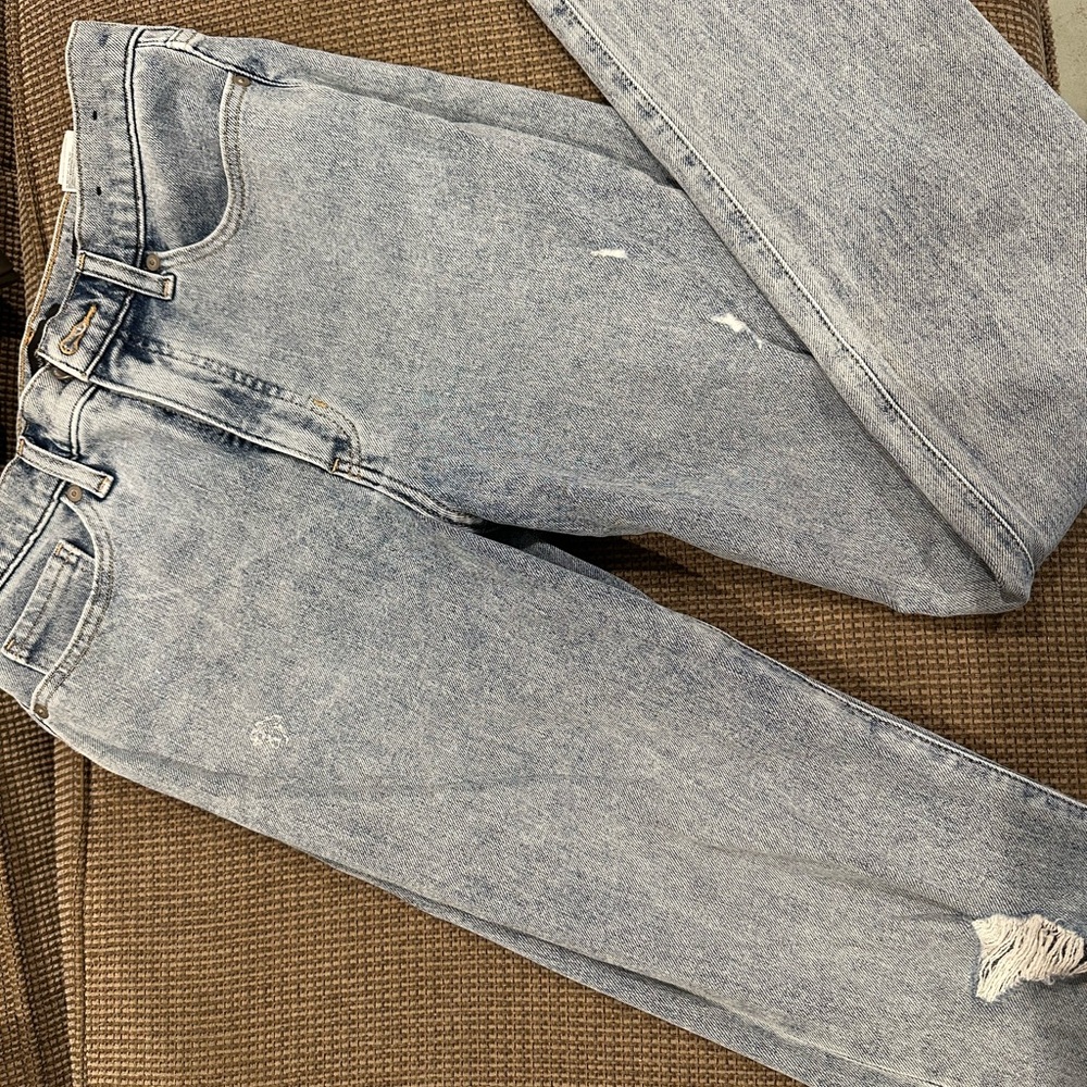 Banana Republic, high rise slim jeans size 29, distressed wash